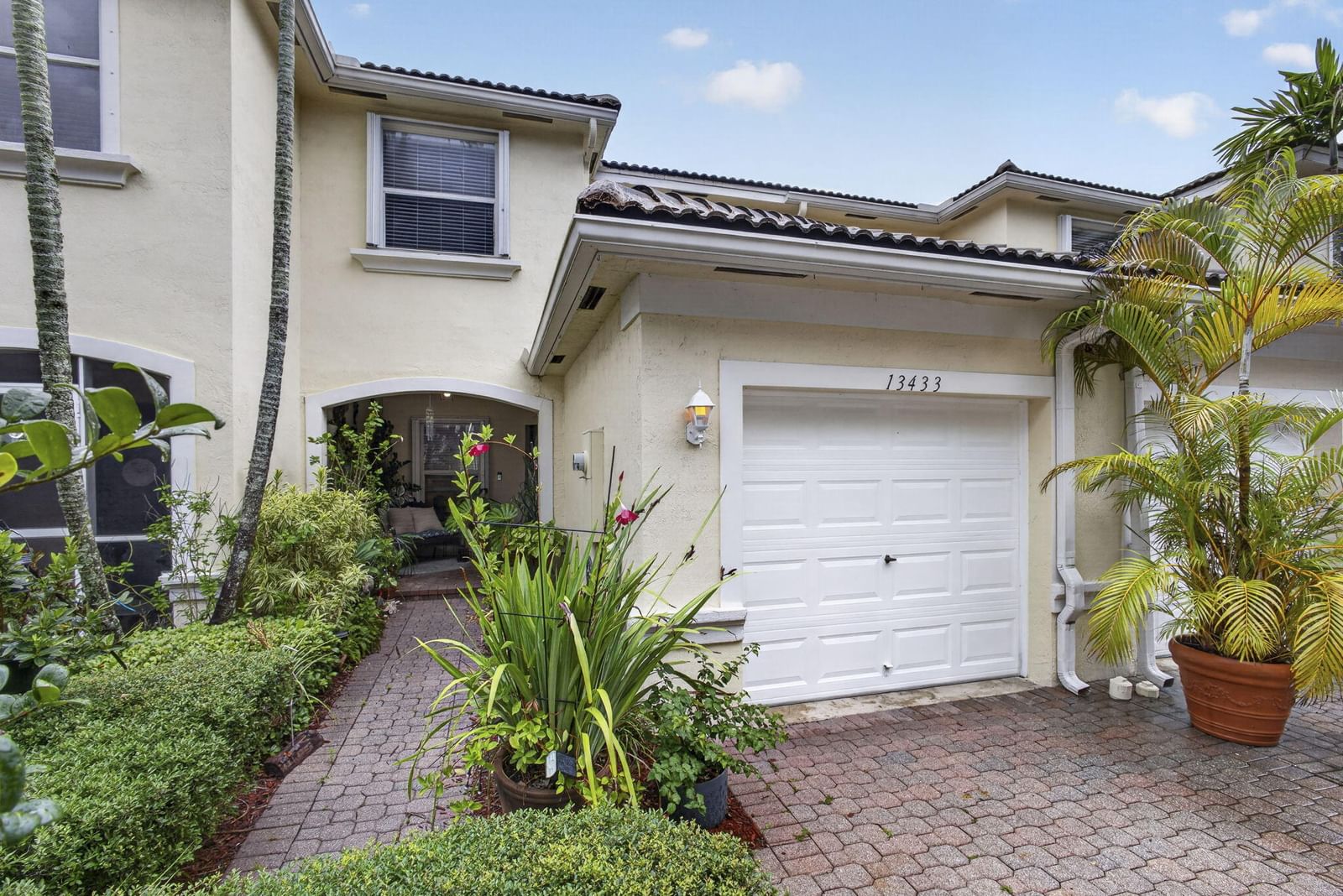 13433 Georgian Court, Wellington, FL 33414 photo 2