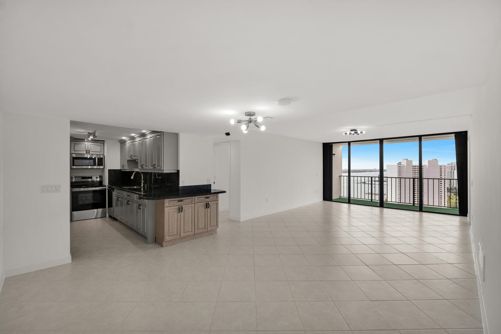 5600 N Flagler Drive #2504, West Palm Beach, FL 33407 photo 5