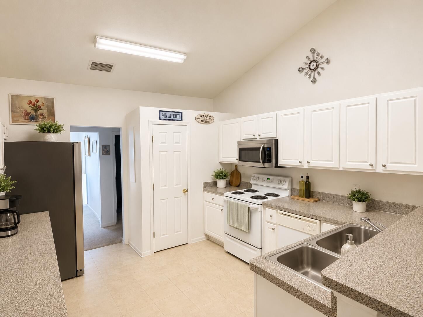 2017 SE Dranson Circle, Port St Lucie, FL 34952 photo 4