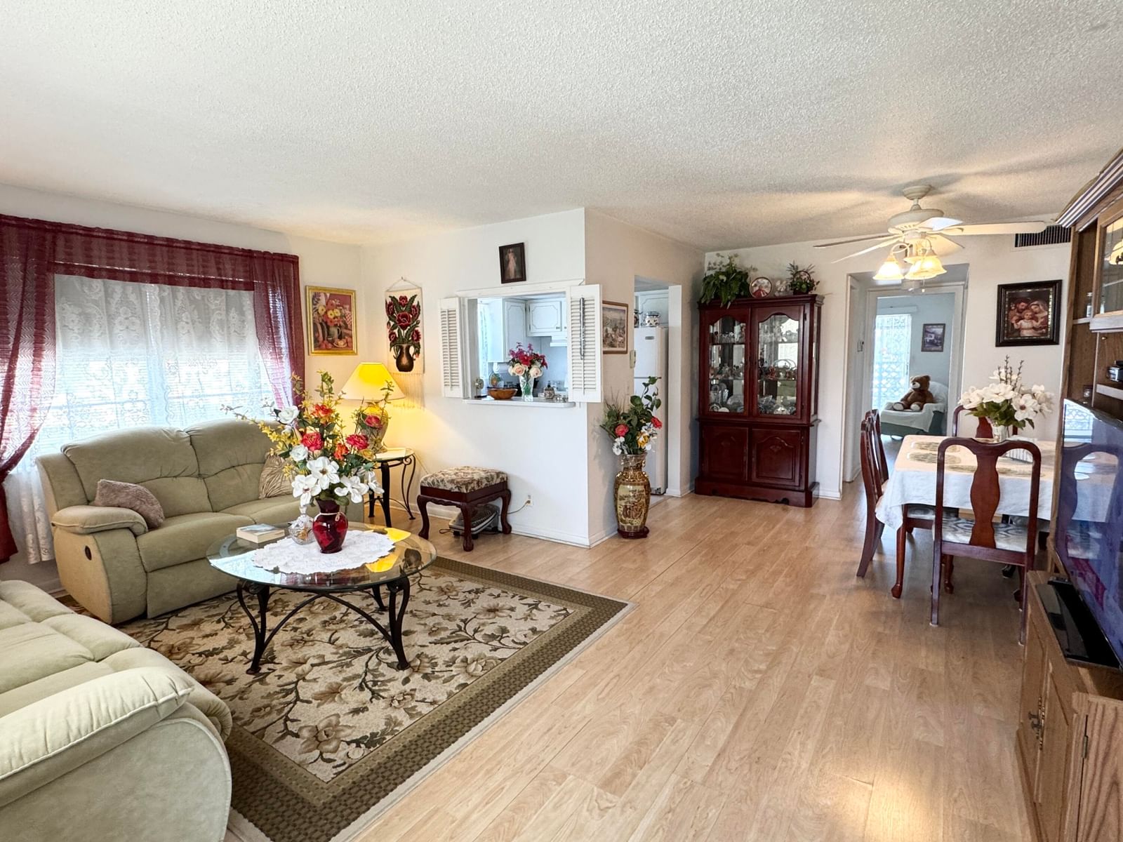 148 Bedford F, West Palm Beach, FL 33417 photo 2