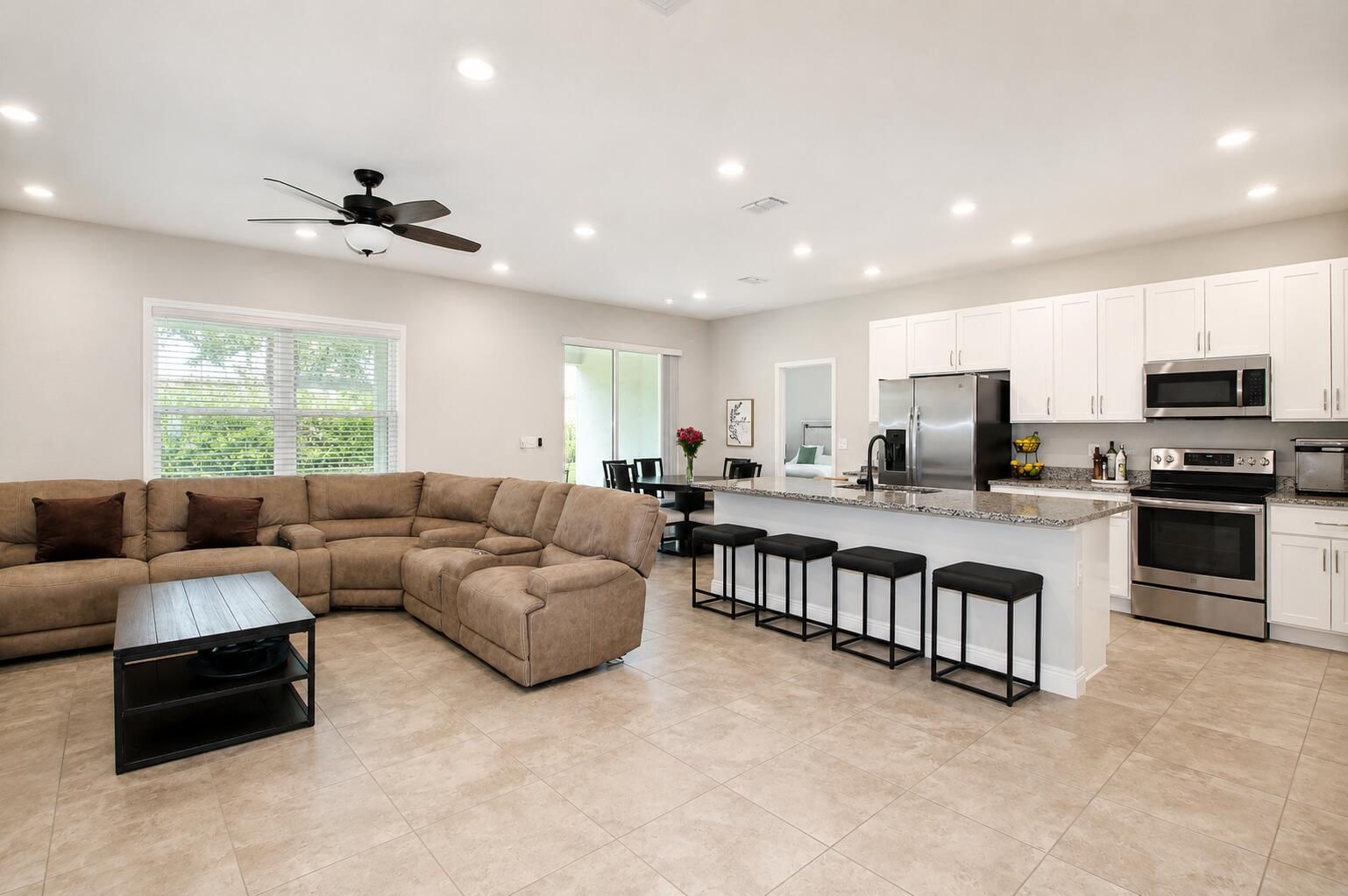 1013 SW EUREKA Avenue, Port St Lucie, FL 34953 photo 5