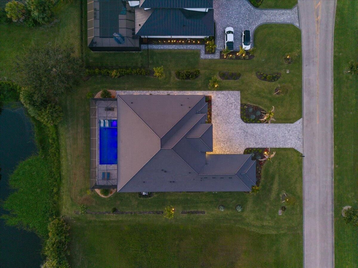1023 W POLO GROUNDS Drive, Vero Beach, FL 32966 photo 2