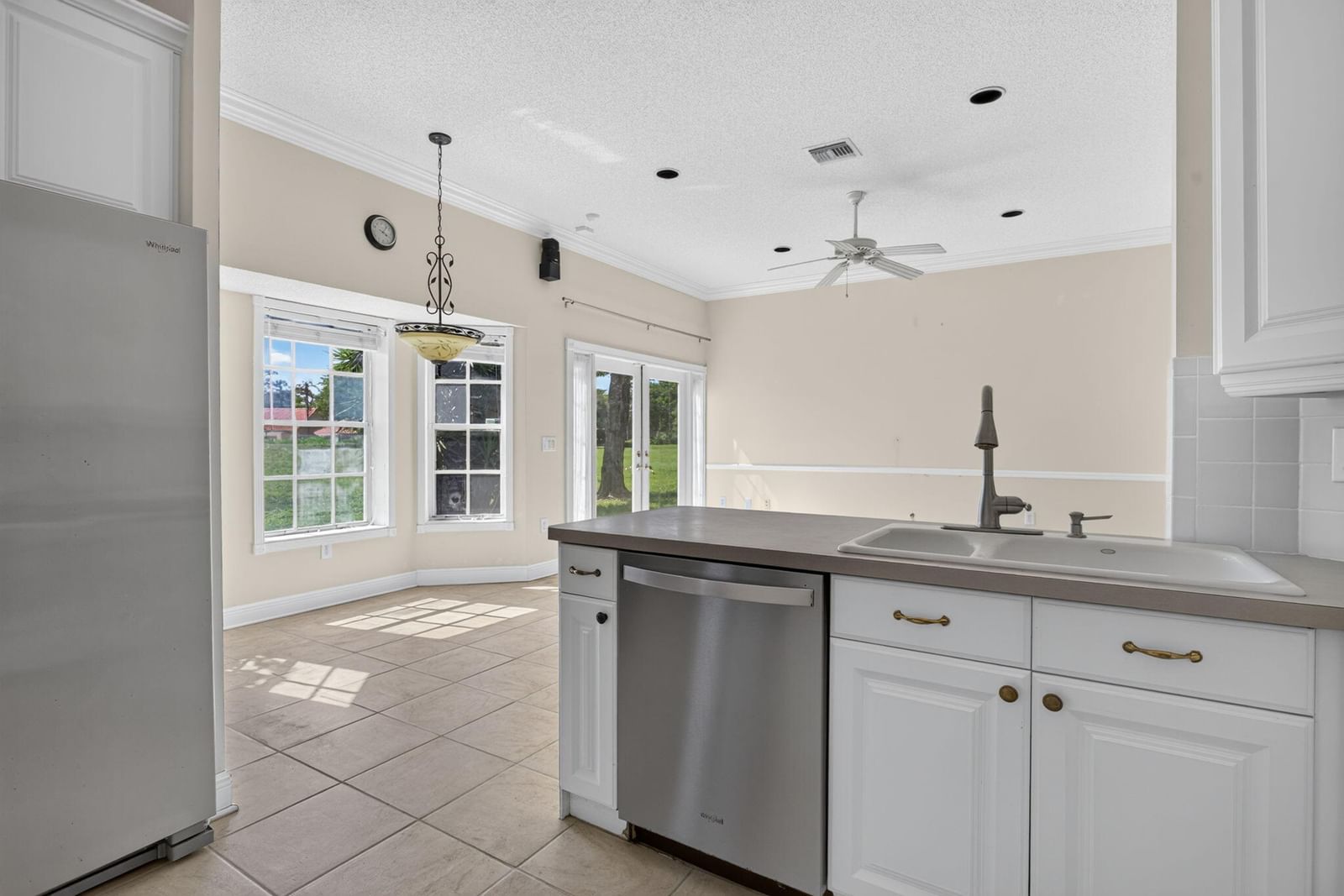 3151 NW 72ND Avenue, Margate, FL 33063 photo 5