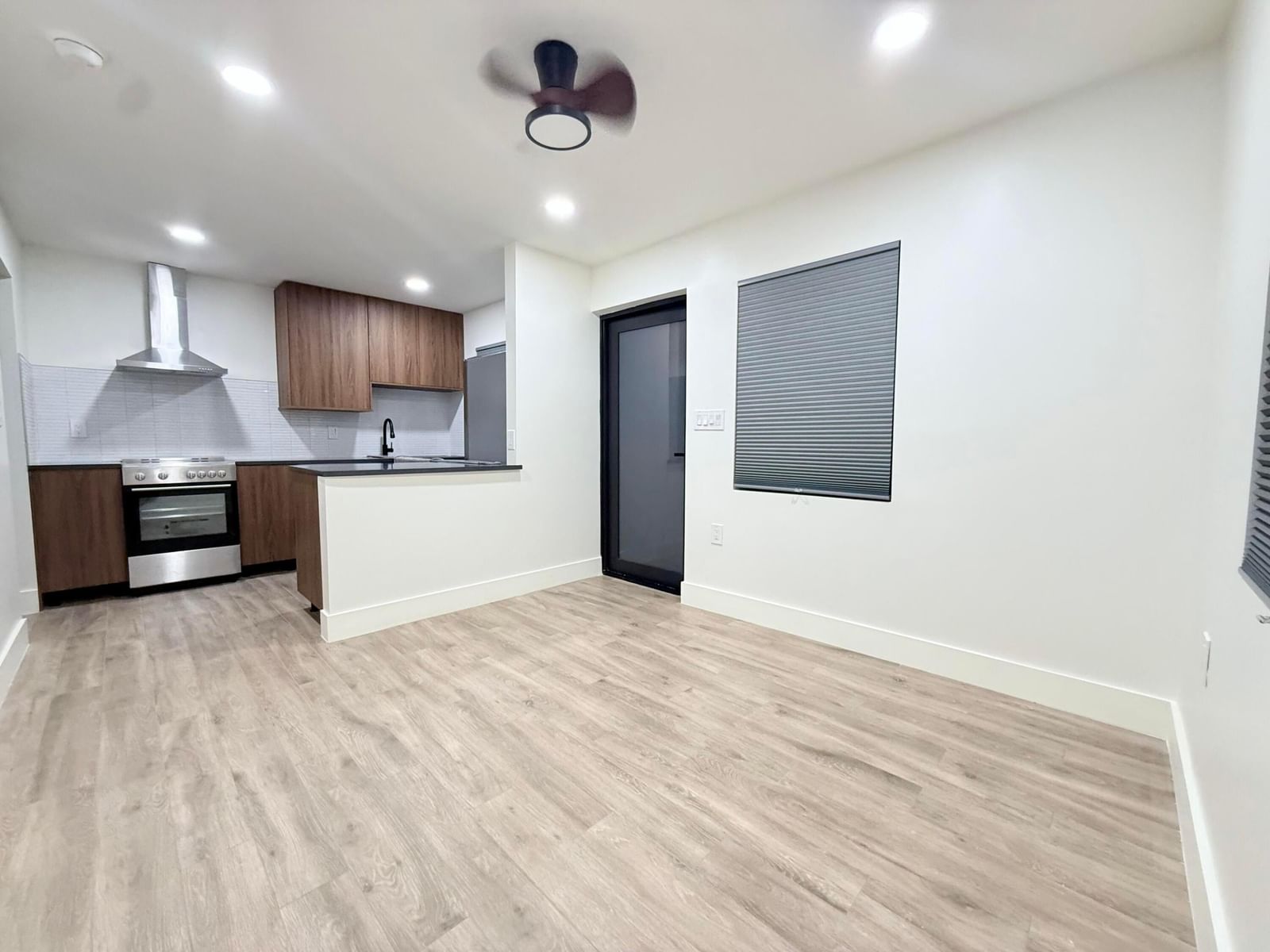 605 NW 15TH AVE, Pompano Beach, FL 33069 photo 4