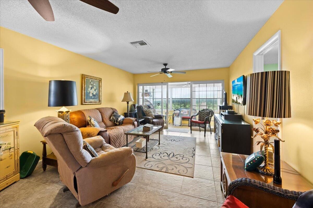 122 Mockingbird Lane, Delray Beach, FL 33445 photo 5