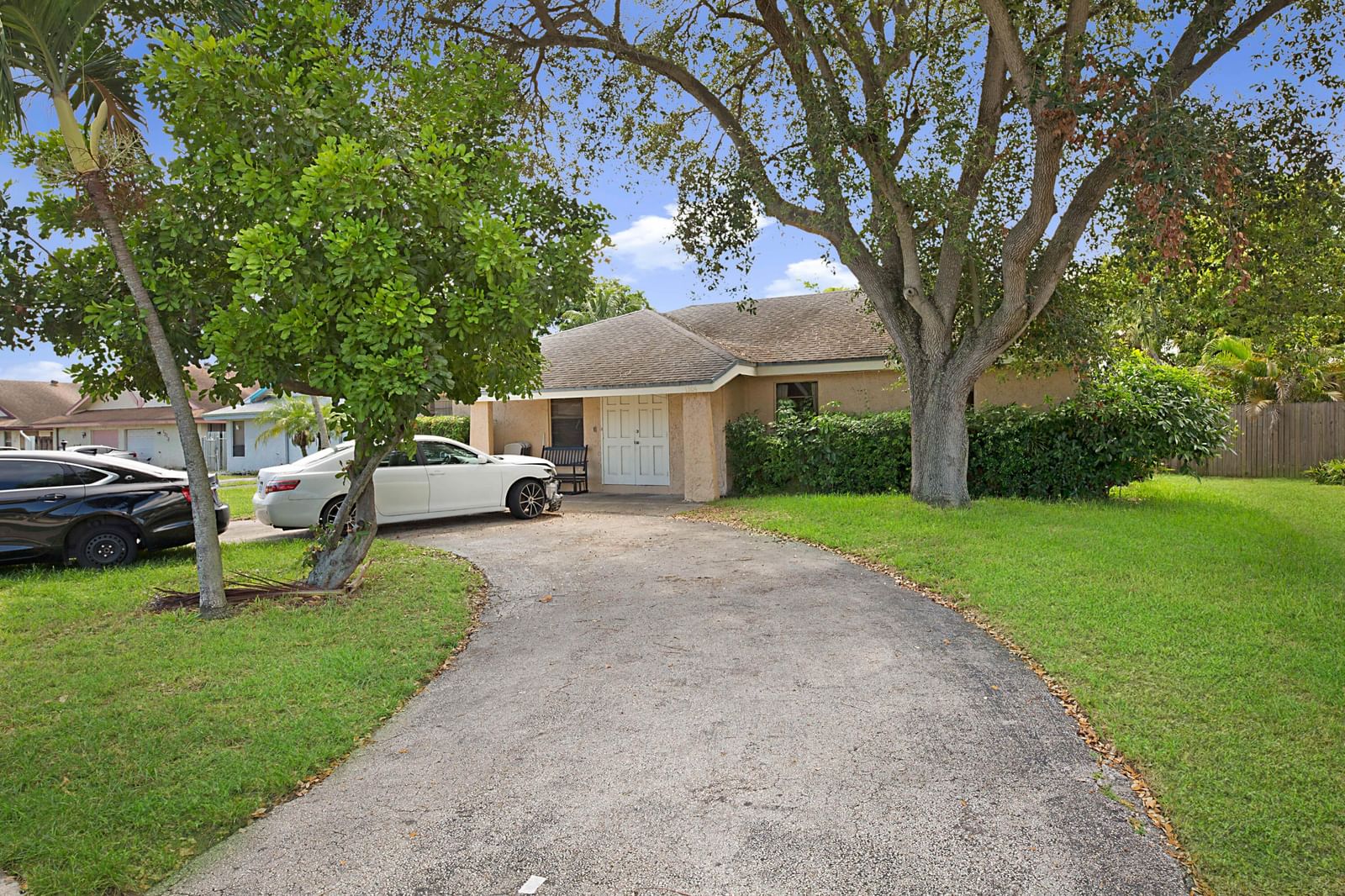 1204 SW 74th Avenue, North Lauderdale, FL 33068 photo 2