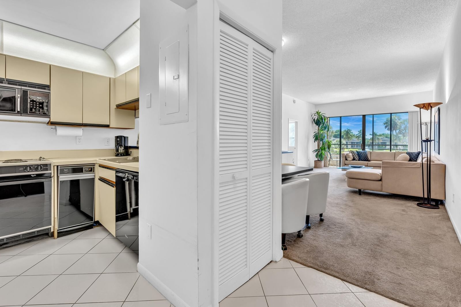 7508 LA PAZ Boulevard #204, Boca Raton, FL 33433 photo 5