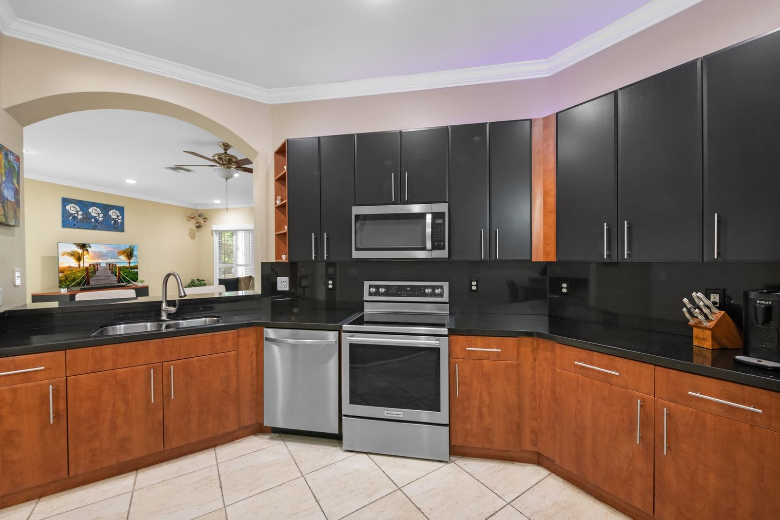 6435 BELLA Circle #201, Boynton Beach, FL 33437 photo 2