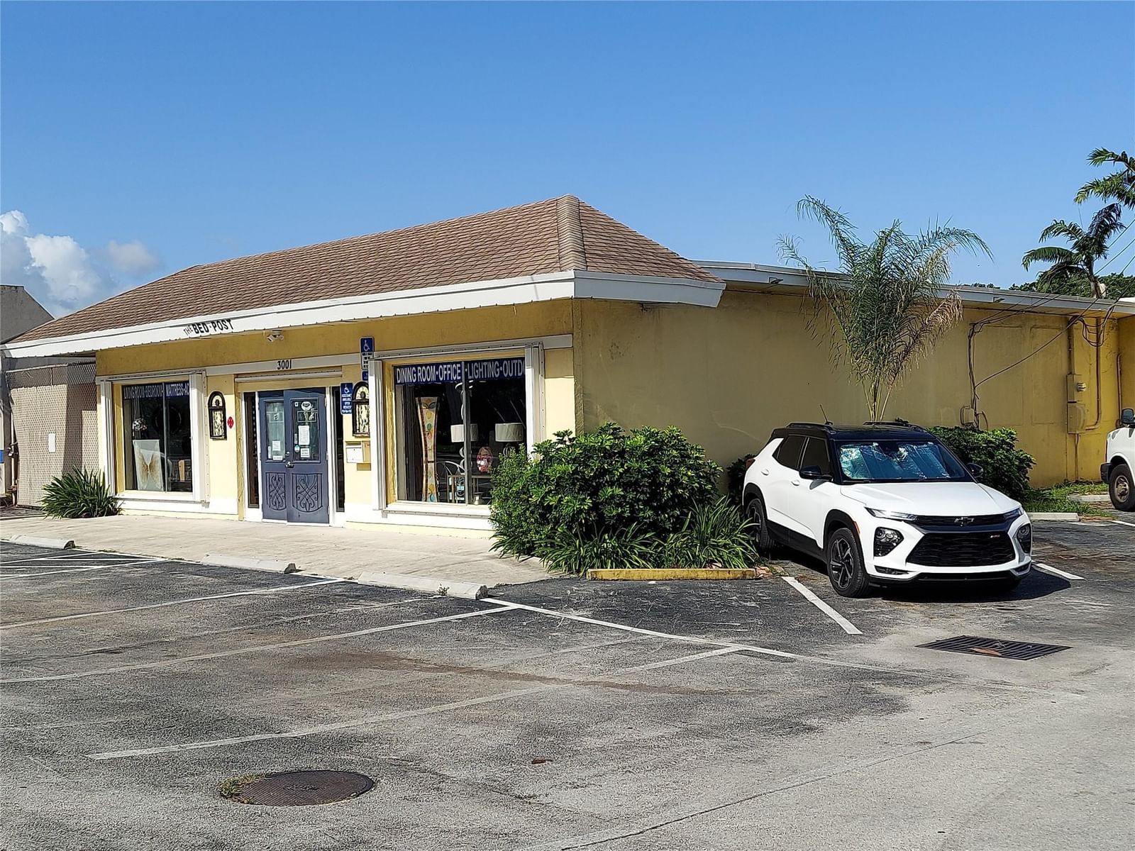 3001 NE 6 Avenue, Wilton Manors, FL 33334 photo 2