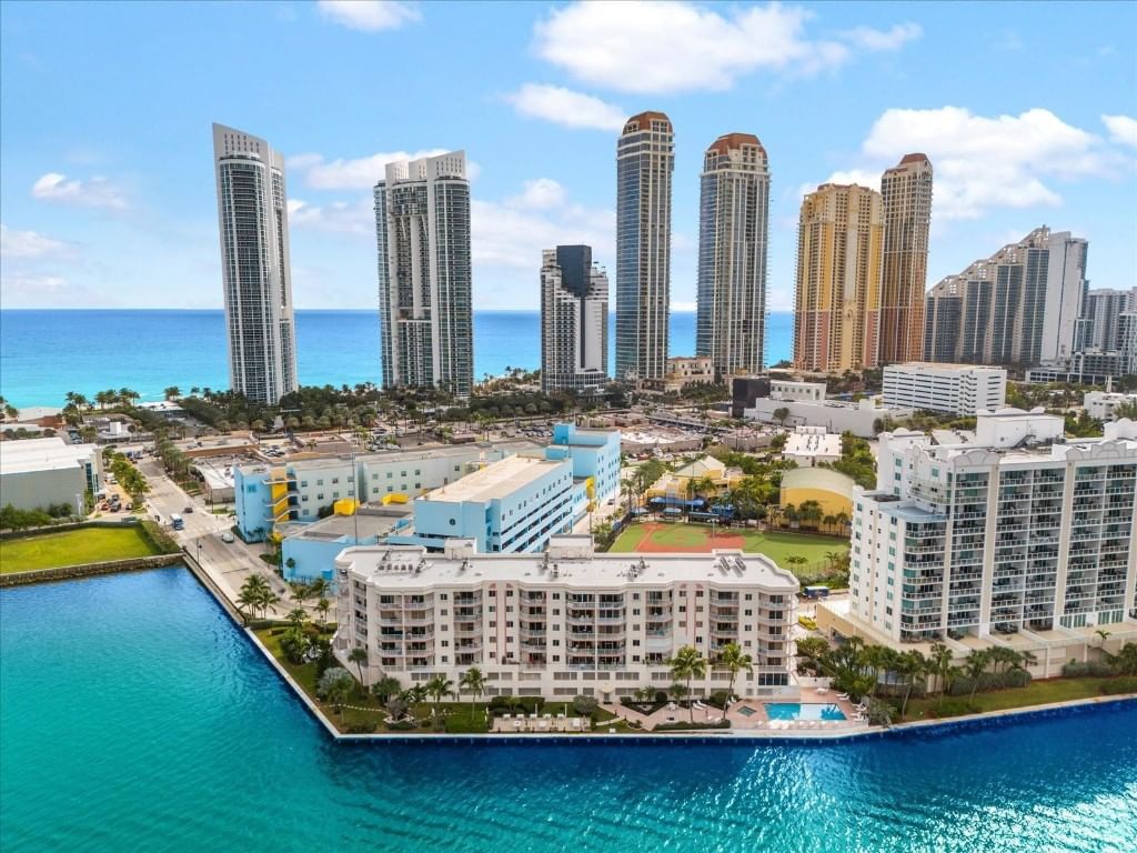 18260 N Bay Road #304, Sunny Isles Beach, FL 33160