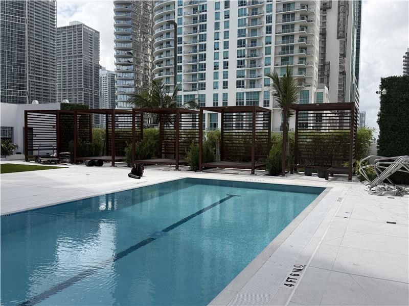 335 S Biscayne Boulevard #4004, Miami, FL 33131 photo 3
