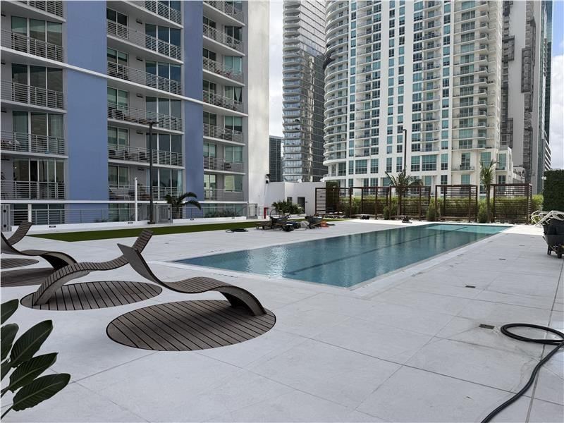 335 S Biscayne Boulevard #4004, Miami, FL 33131 photo 4