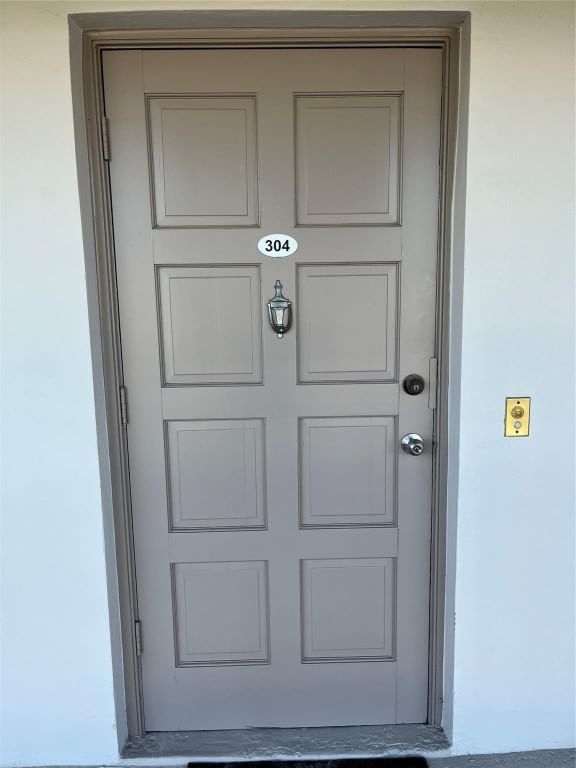 3100 N Palm Aire Drive #304, Pompano Beach, FL 33069 photo 4