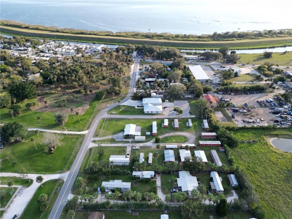 3431 38th Avenue, Okeechobee, FL 34974 photo 3