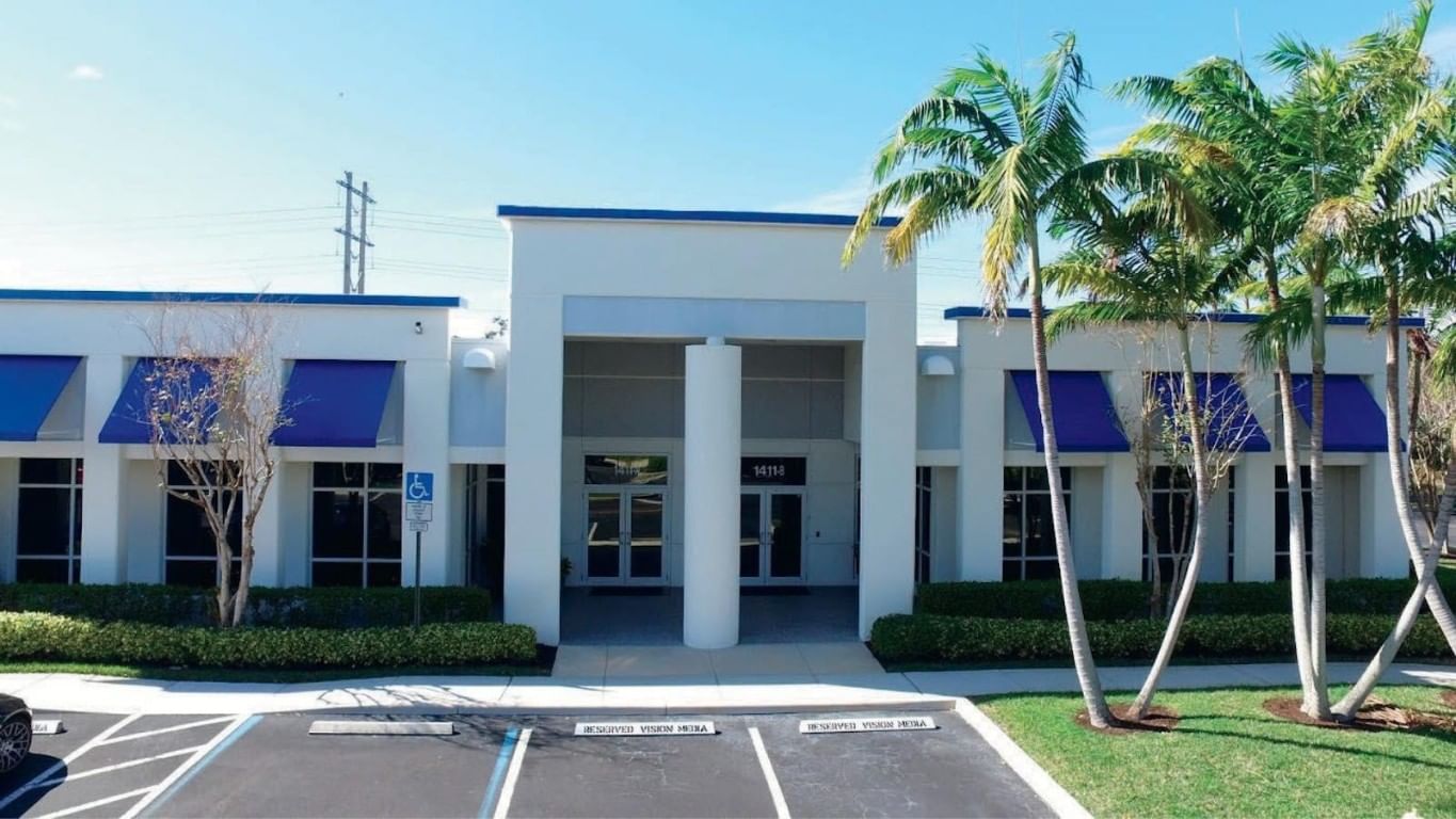 1411 Sawgrass Corporate Parkway, Sunrise, FL 33323