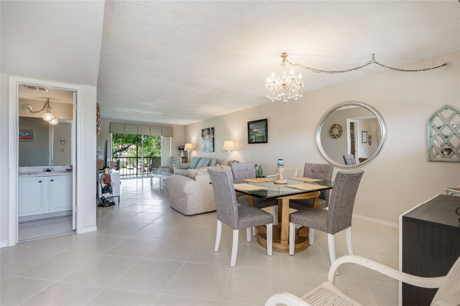 671 S Hollybrook Drive #306, Pembroke Pines, FL 33025 photo 3