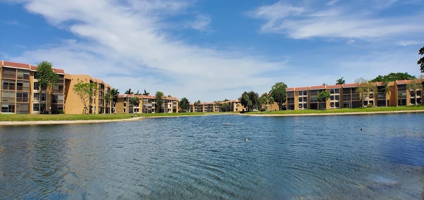 5609 Coral Lake #109, Margate, FL 33063 photo 2