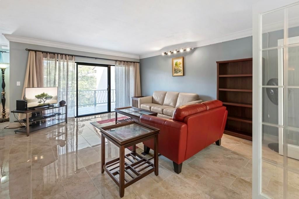 6010 S Falls Circle Drive #405, Lauderhill, FL 33319 photo 3