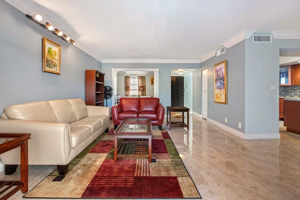 6010 S Falls Circle Drive #405, Lauderhill, FL 33319 photo 5