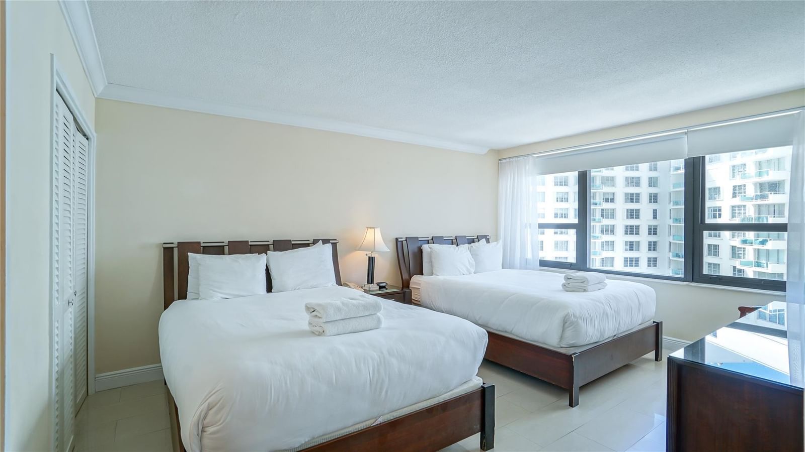 5225 Collins Avenue #1417, Miami Beach, FL 33140 photo 4