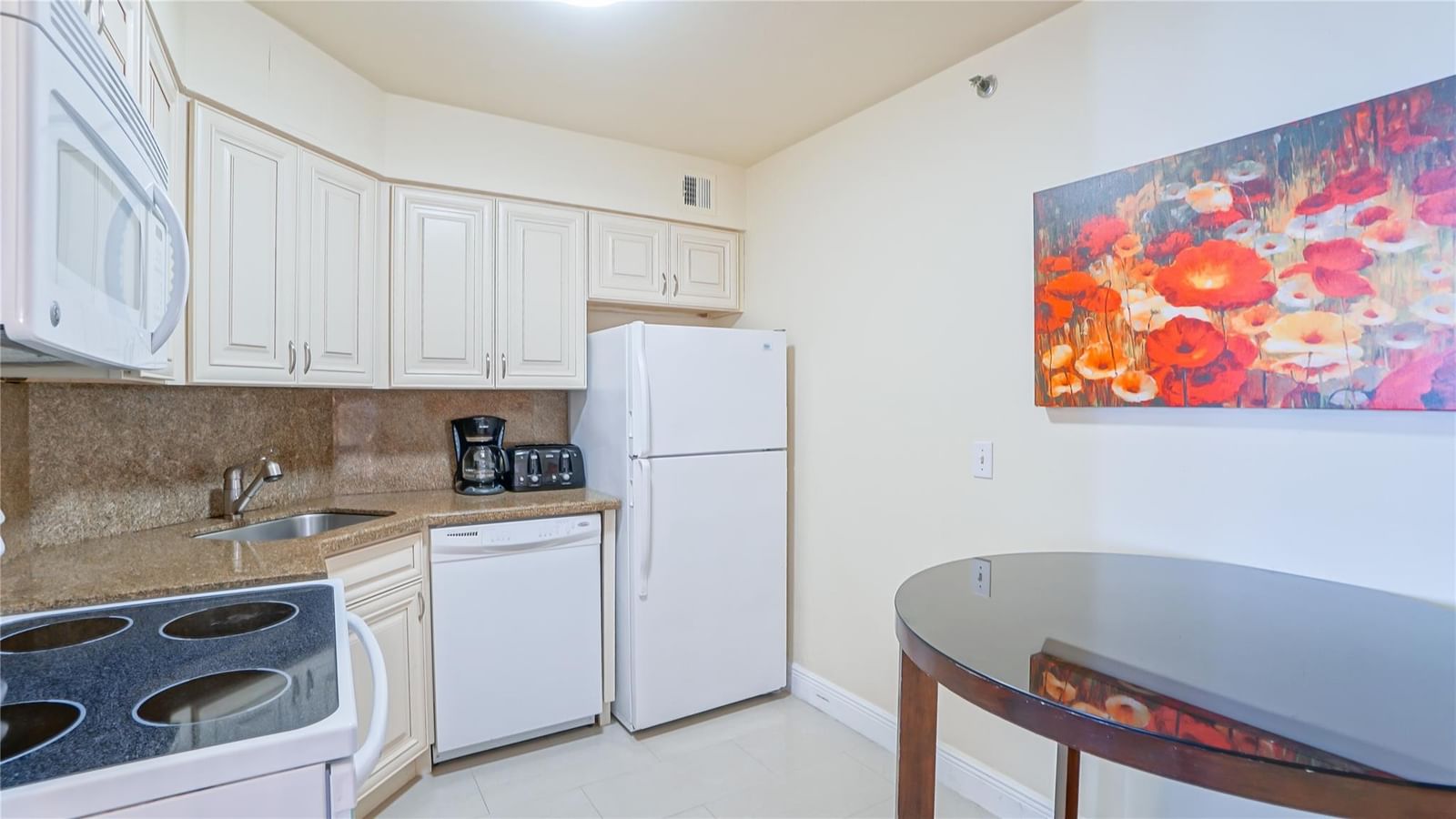 5225 Collins Avenue #1417, Miami Beach, FL 33140 photo 5