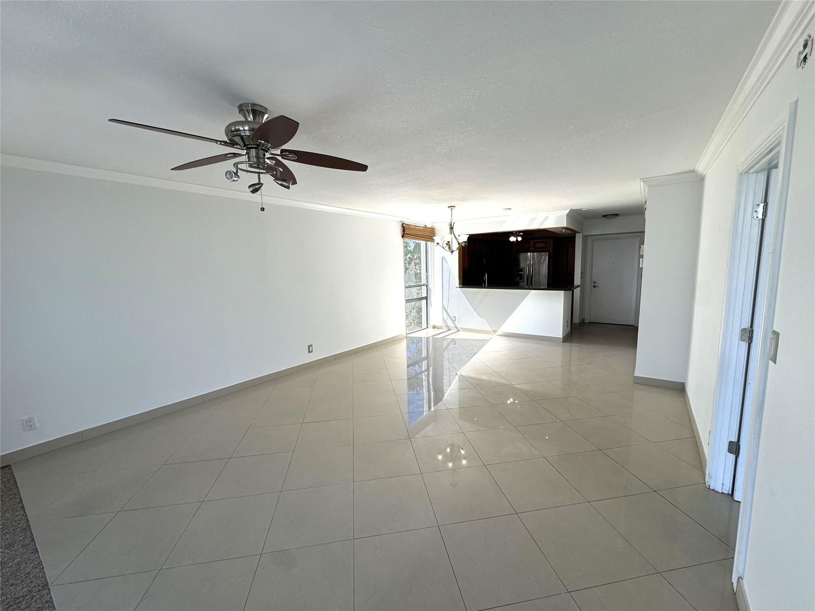 4800 Bayview Drive #406, Fort Lauderdale, FL 33308 photo 4