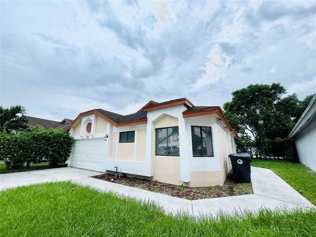 Address available by request, North Lauderdale, FL 33068