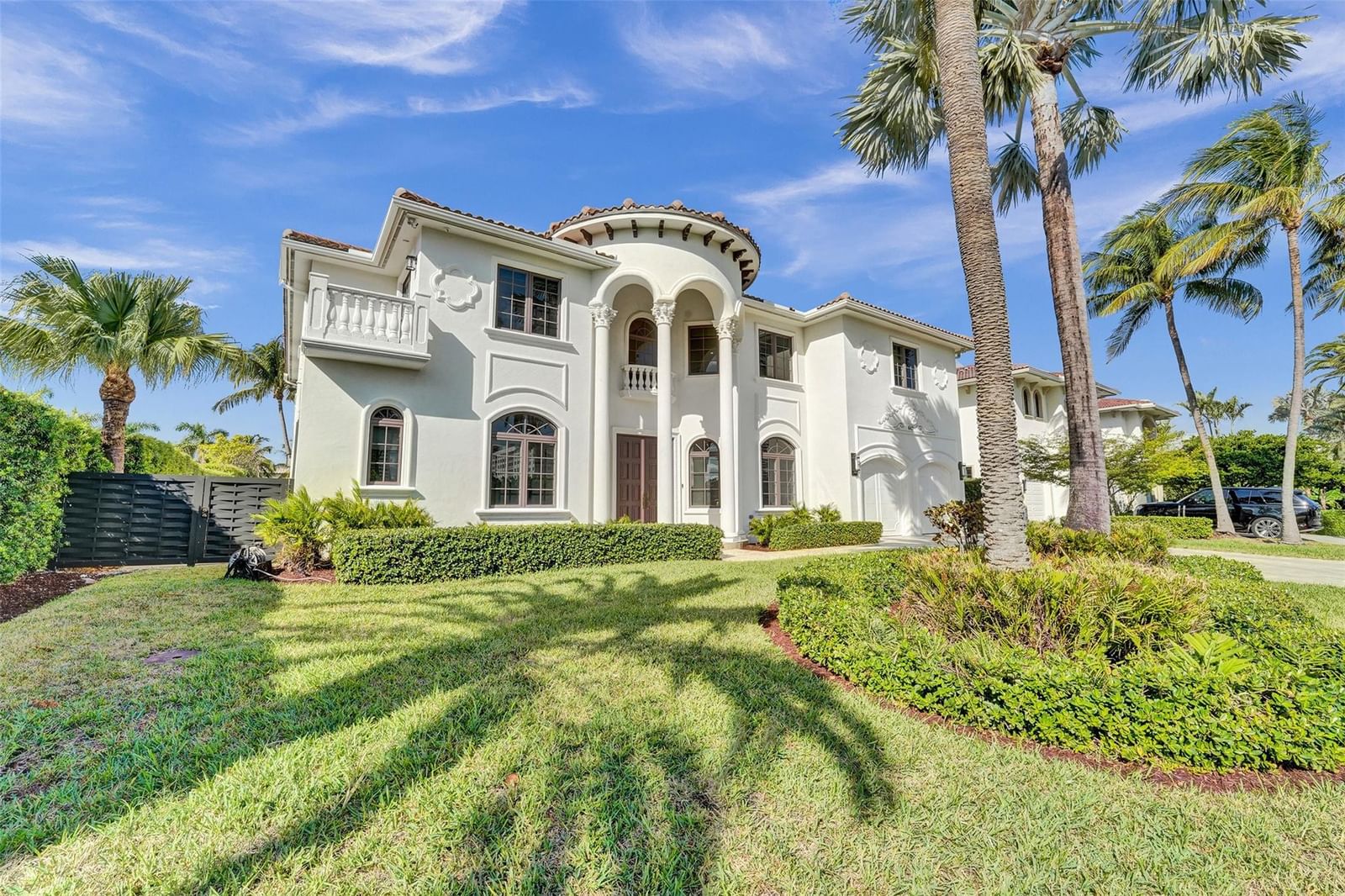 642 Palm Drive, Hallandale Beach, FL 33009 photo 4