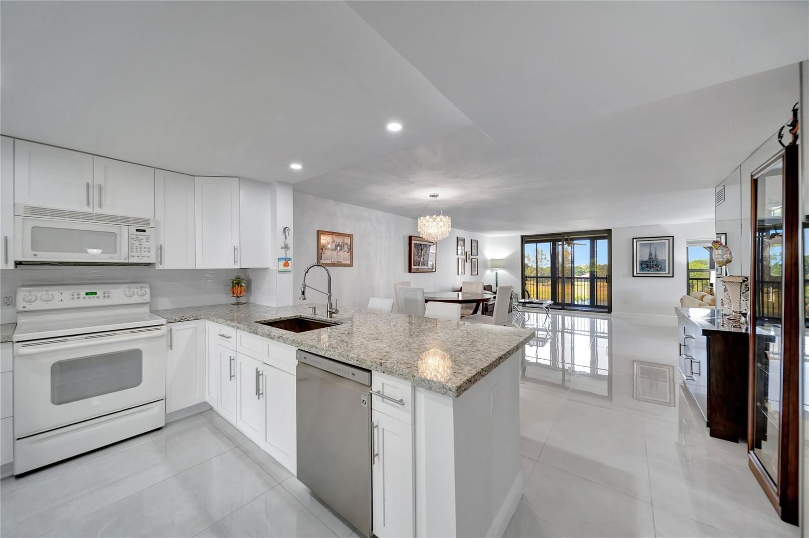 3521 Environ Boulevard #B410, Lauderhill, FL 33319 photo 2