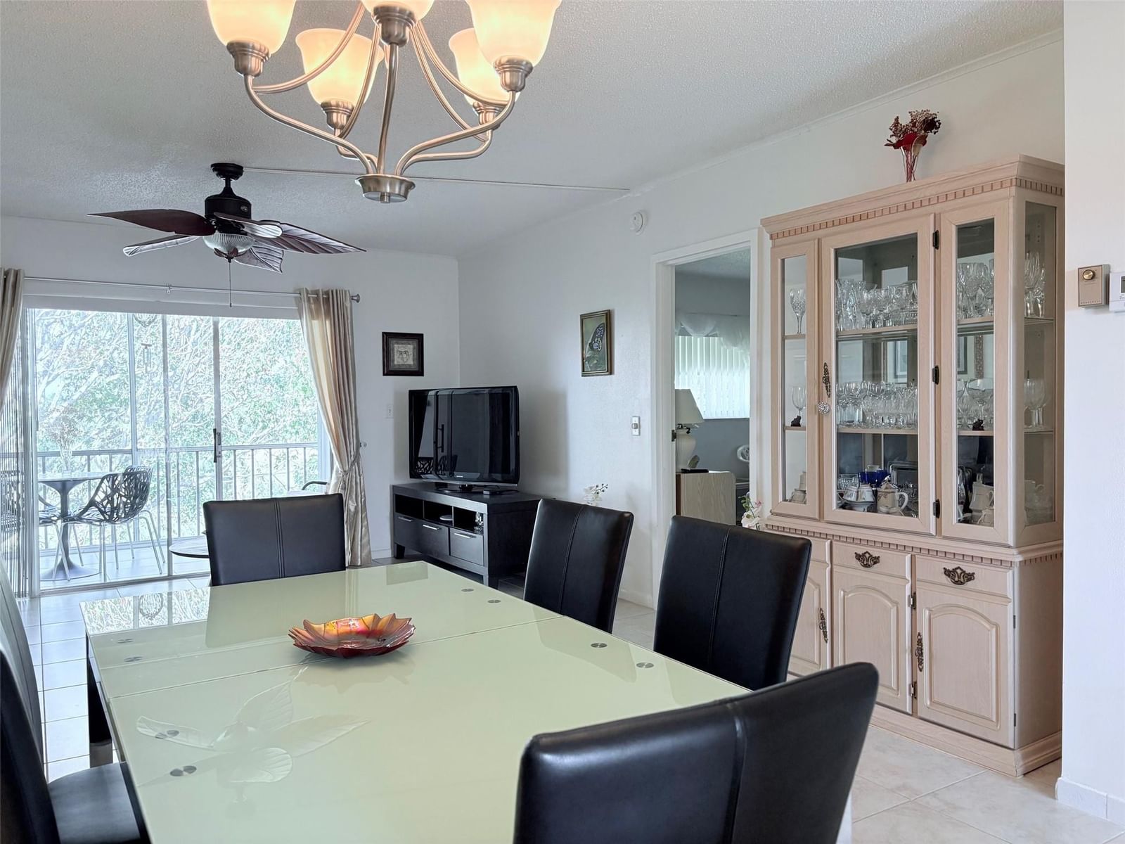1055 Country Club Drive #404, Margate, FL 33063 photo 5