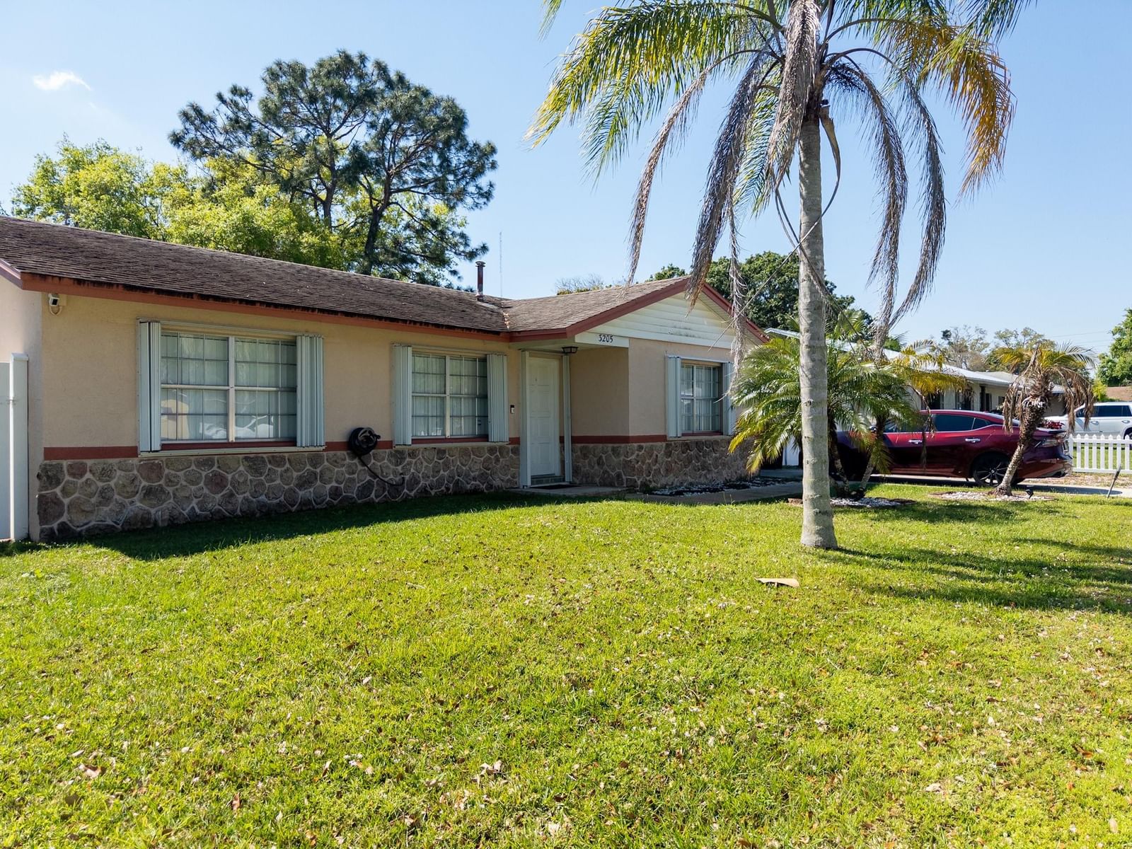 3205 Hibiscus Ave, Fort Pierce, FL 34947 photo 3