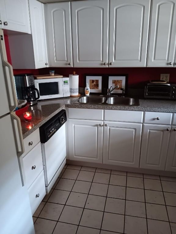 2304 S Cypress Bend Drive #313, Pompano Beach, FL 33069 photo 3