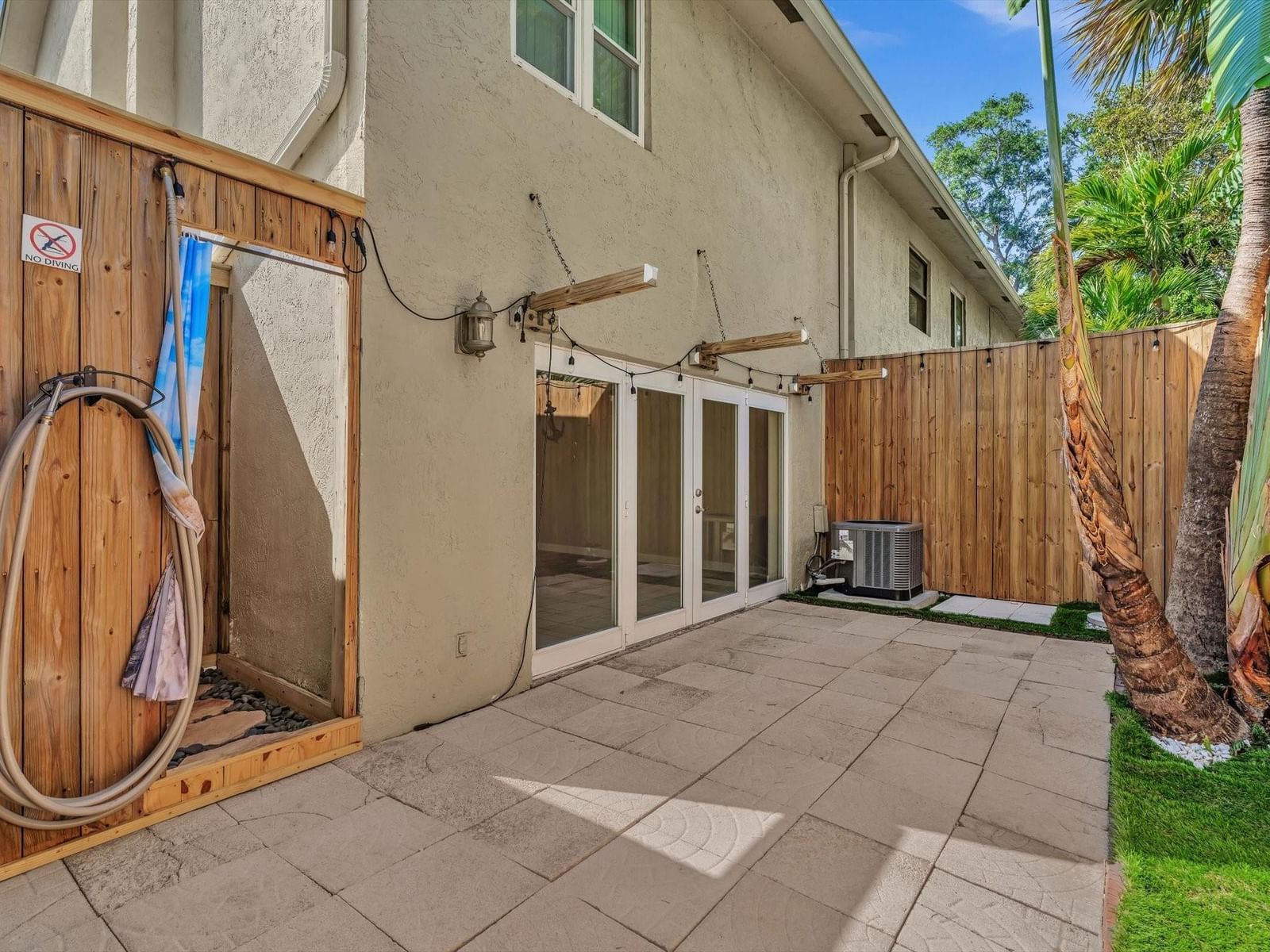 499 SE 13th Street #8e, Fort Lauderdale, FL 33316 photo 2