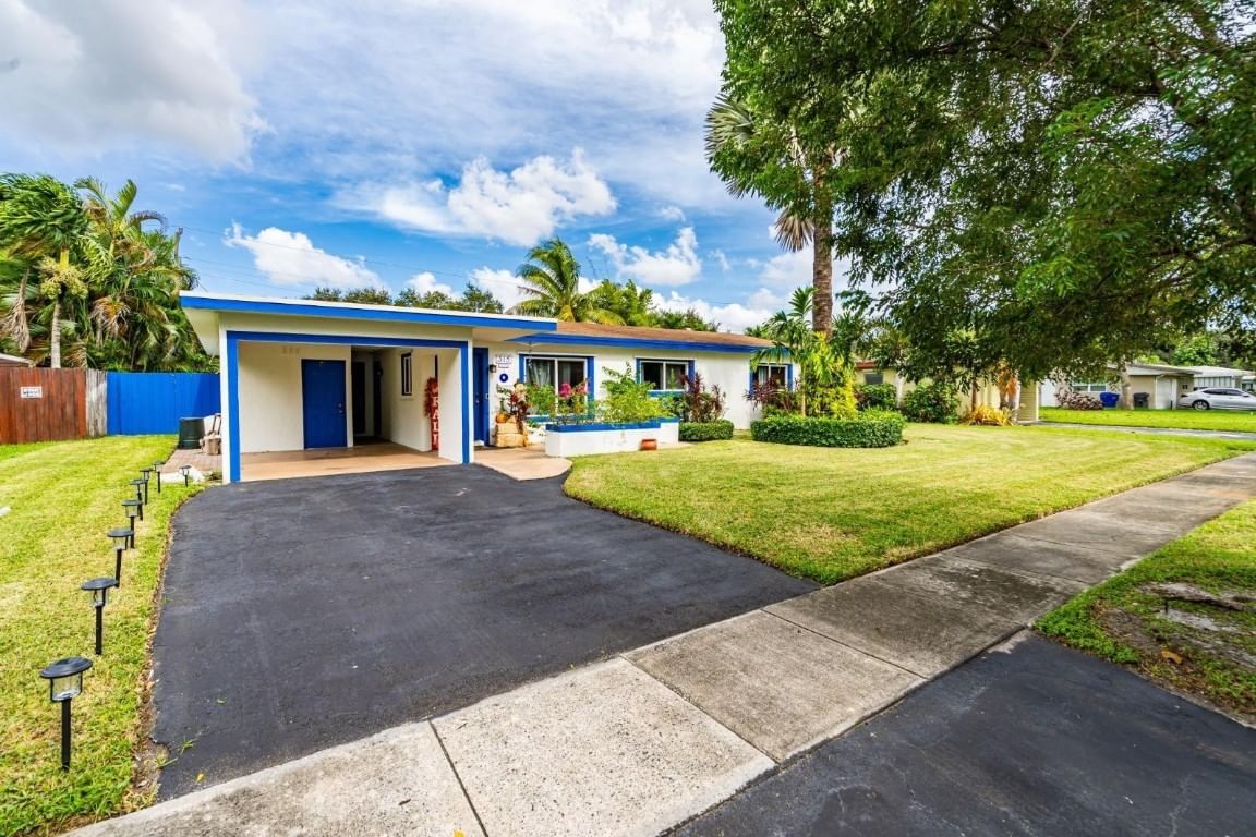 315 S 57th Avenue, Hollywood, FL 33023 photo 4