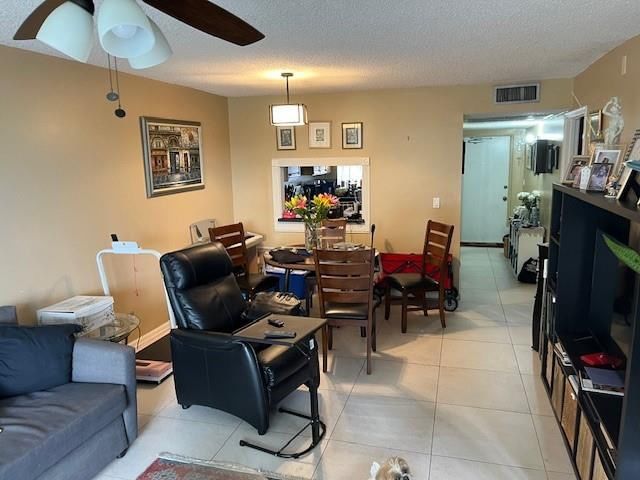 9330 Lagoon Place #406, Davie, FL 33324 photo 4