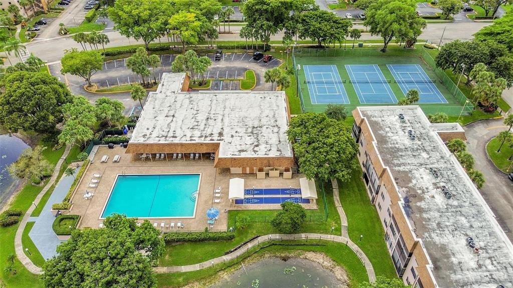 6095 N Sabal Palm Boulevard #212, Tamarac, FL 33319 photo 5
