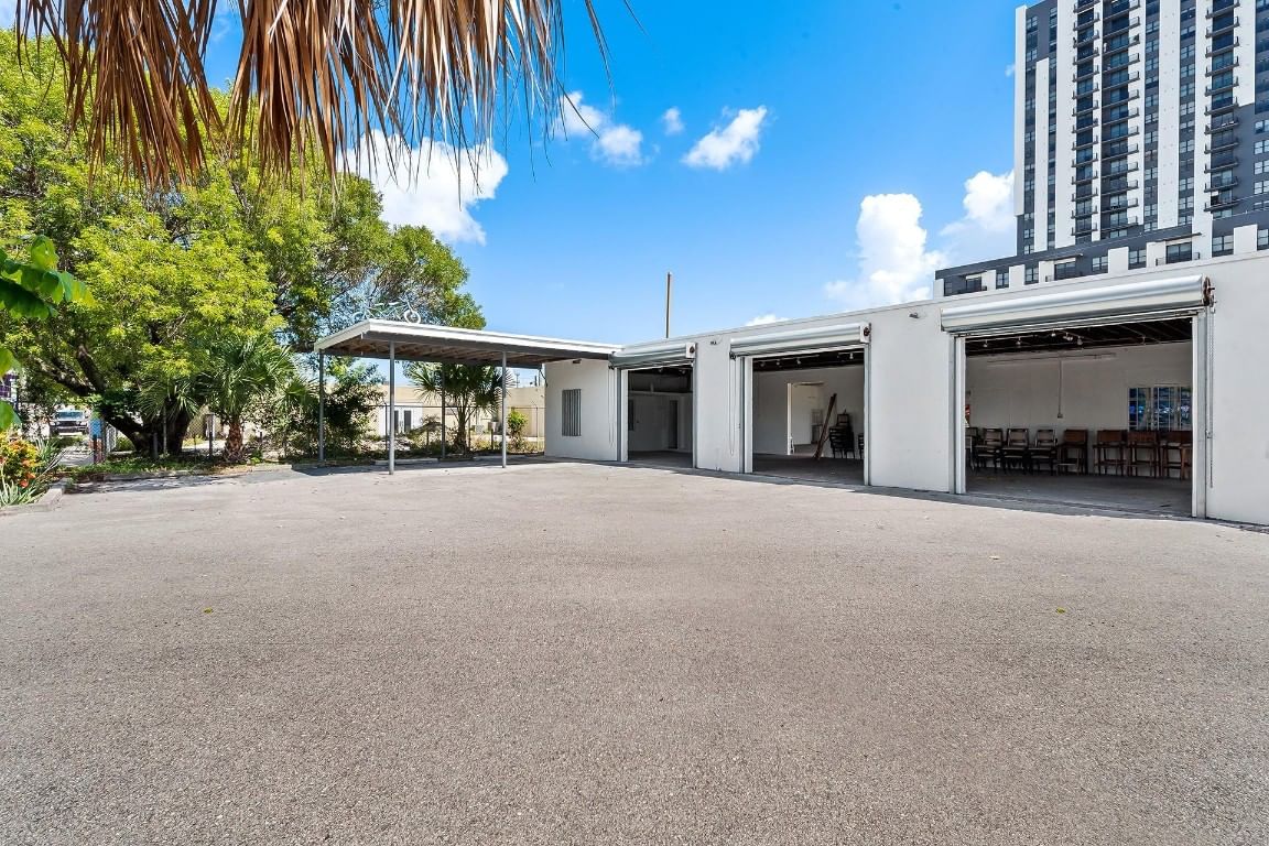 804-810 NE 4th Avenue #804, 805 & 810, Fort Lauderdale, FL 33304 photo 3