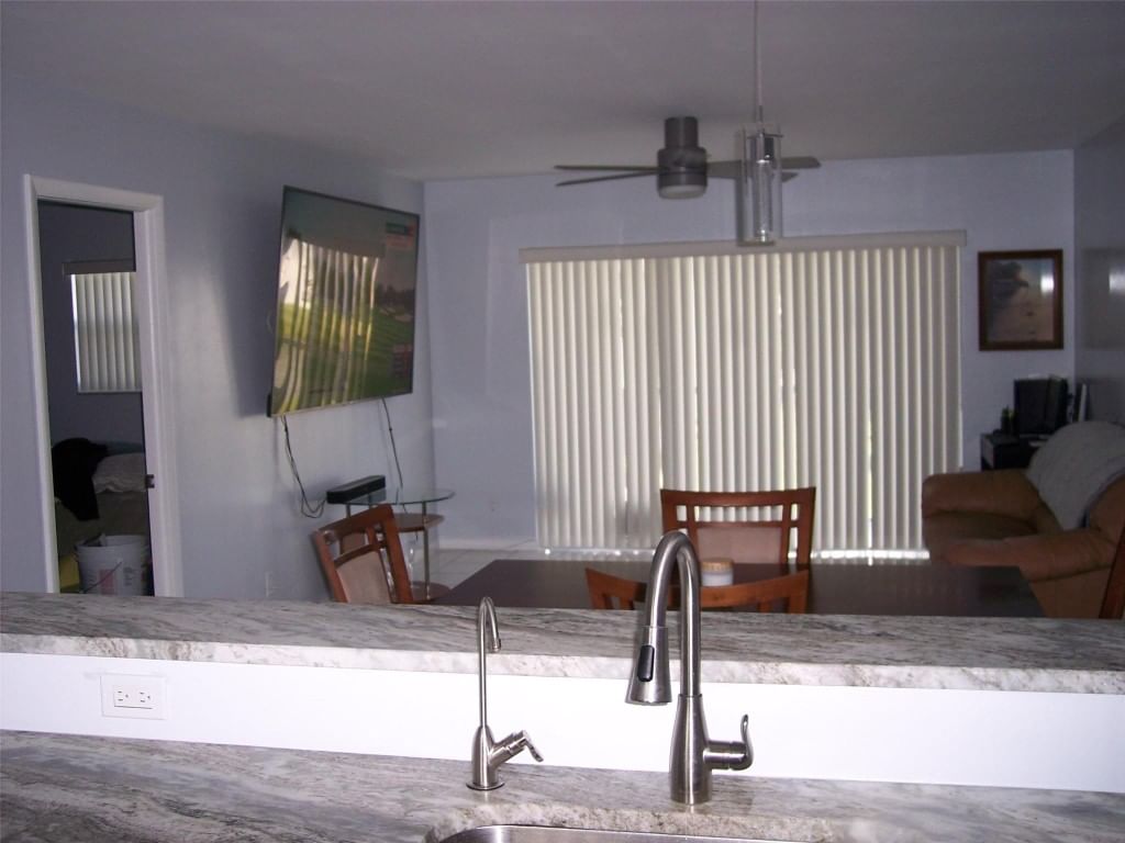 600 NE 2nd Street #208, Dania Beach, FL 33004 photo 3