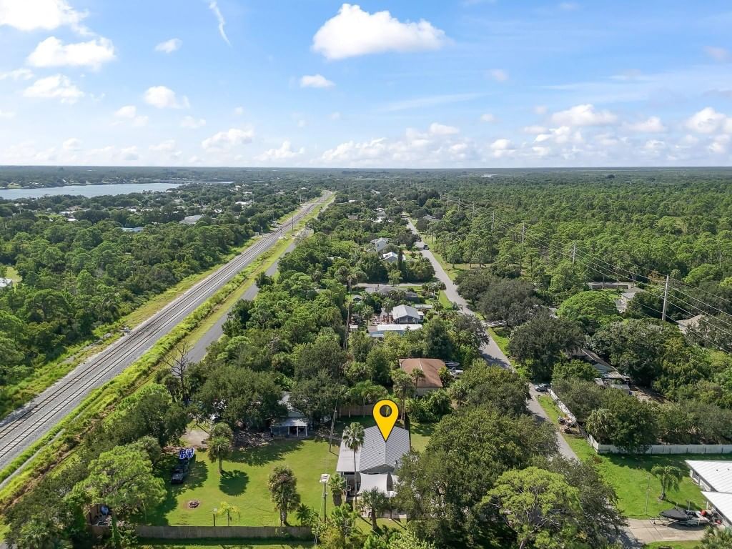 9633 Honeysuckle Dr, Sebastian, FL 32976 photo 2