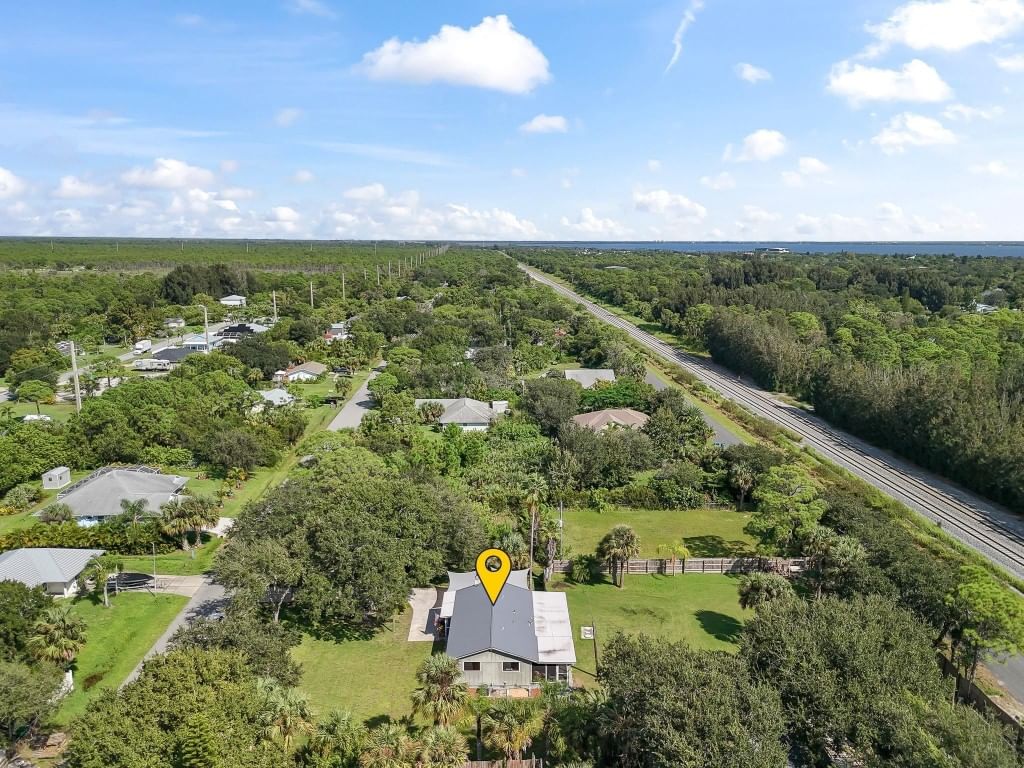 9633 Honeysuckle Dr, Sebastian, FL 32976 photo 3
