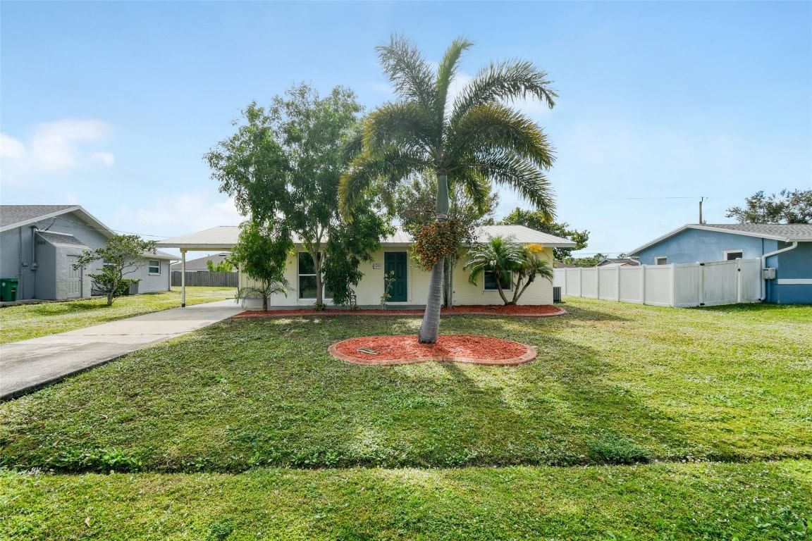 118 SW Ray Avenue, Port St Lucie, FL 34983 photo 3
