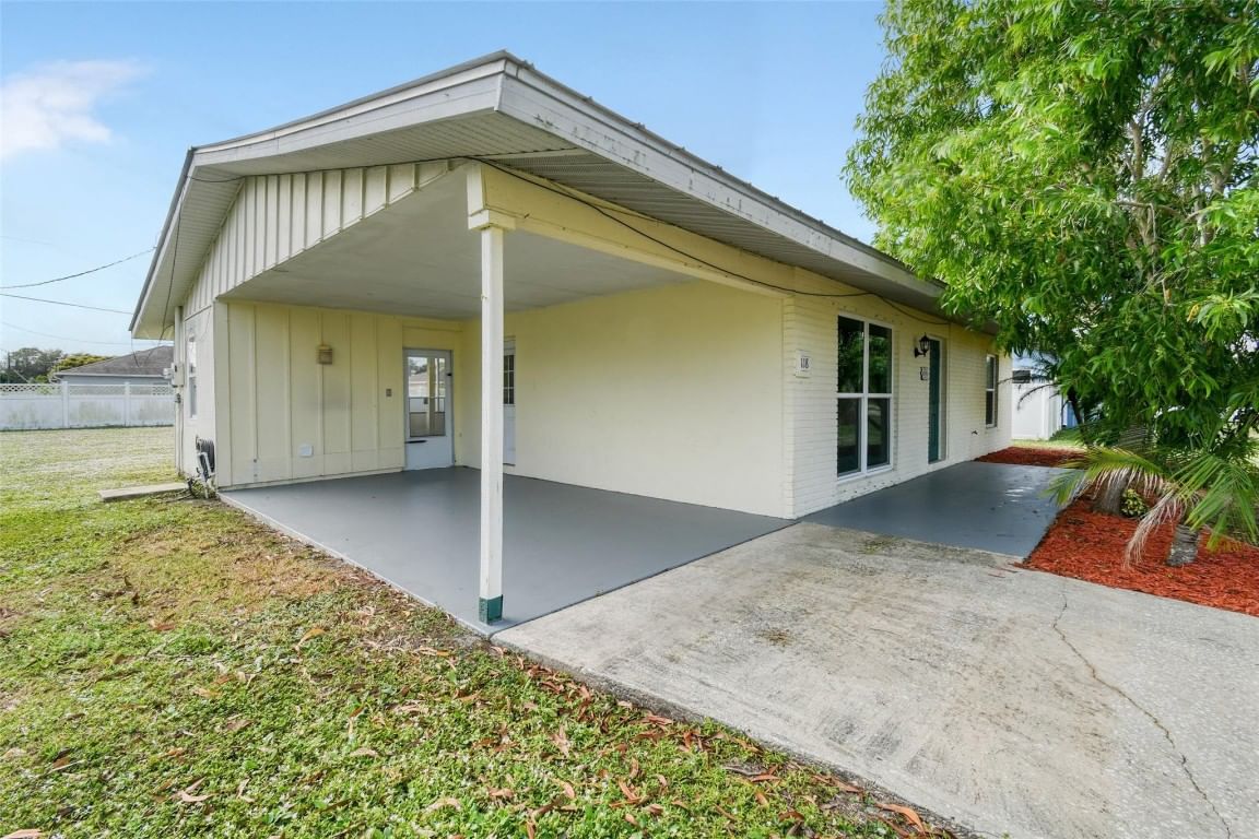 118 SW Ray Avenue, Port St Lucie, FL 34983 photo 5