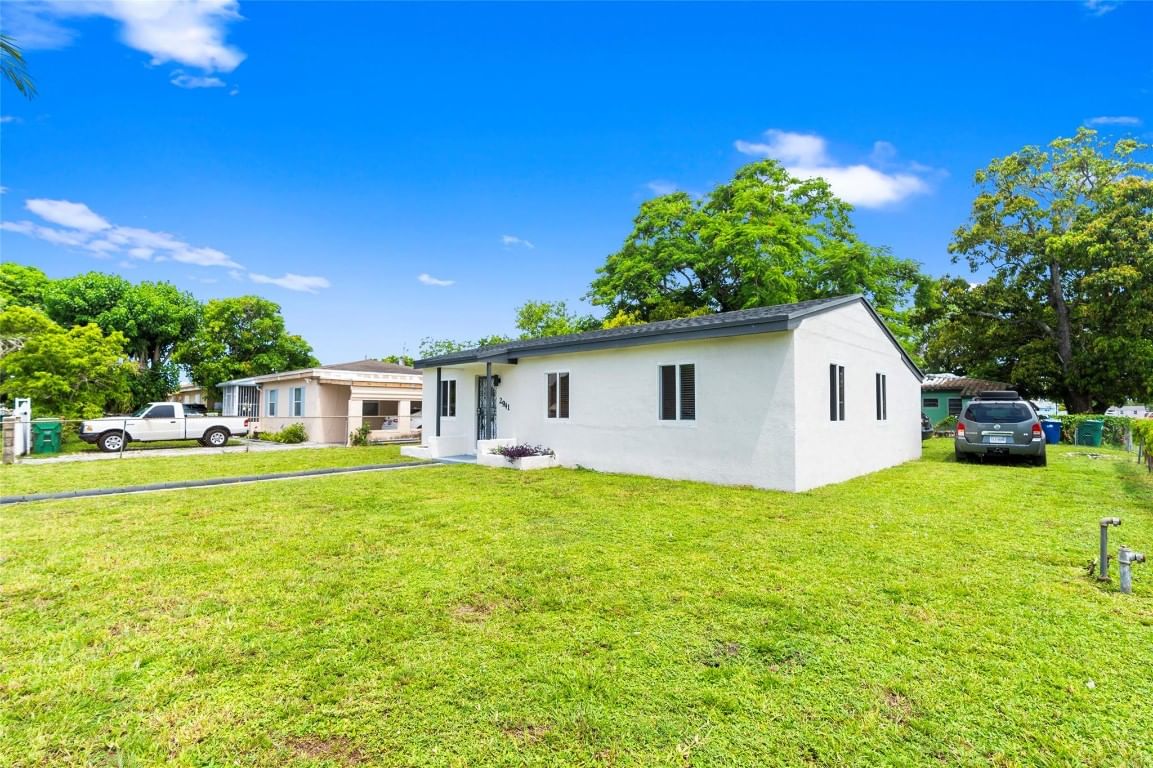 2941 NW 151st Terrace, Opa Locka, FL 33054 photo 3