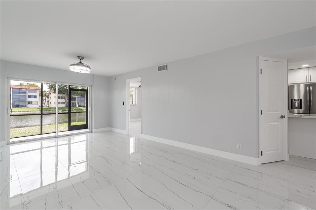 361 S Hollybrook Drive #105, Pembroke Pines, FL 33025 photo 2