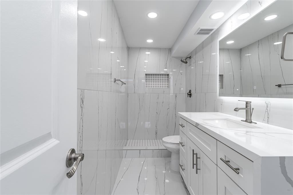 361 S Hollybrook Drive #105, Pembroke Pines, FL 33025 photo 4