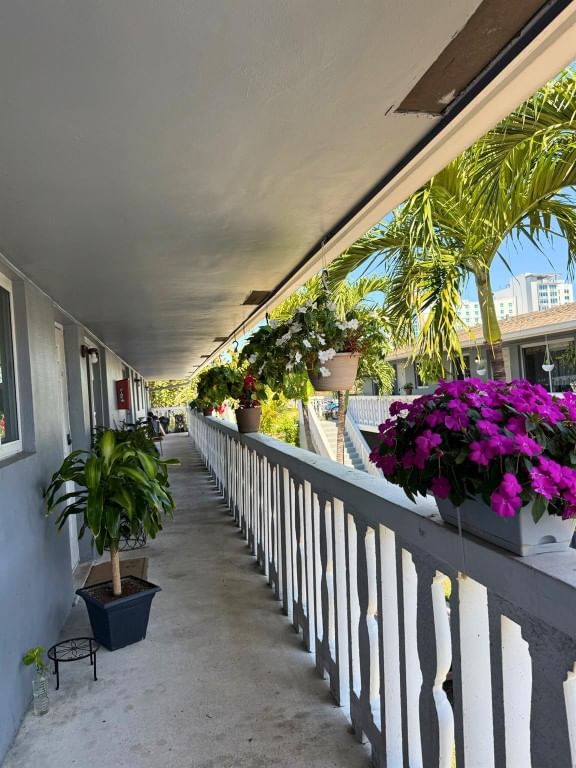 101-105 SE 26 Street, Fort Lauderdale, FL 33316 photo 5