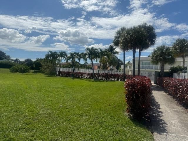 795 Crystal Lake Drive #795, Deerfield Beach, FL 33064 photo 5
