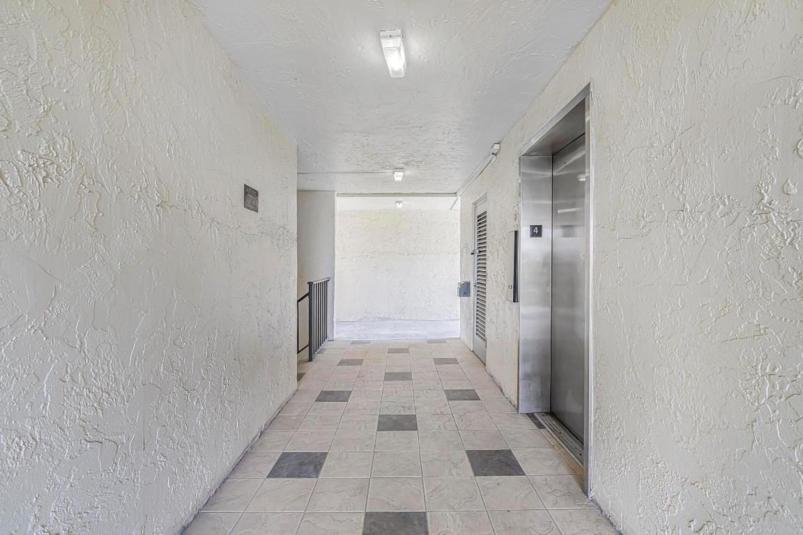 3000 NW 48th Terrace #423, Lauderdale Lakes, FL 33313 photo 5