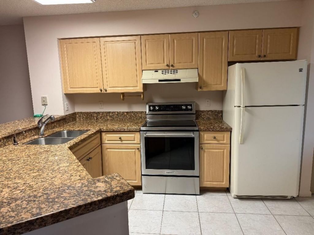 2205 S Cypress Bend Drive #307, Pompano Beach, FL 33069 photo 2