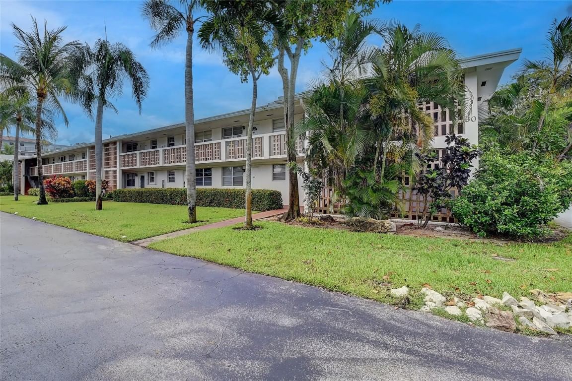 30 SE 13th Street #B2, Boca Raton, FL 33432 photo 3